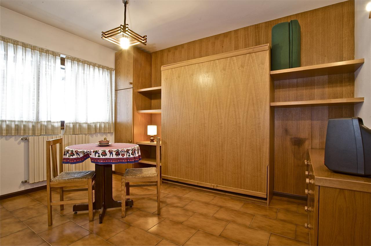Residence Raffaella Santa Caterina Valfurva Exteriör bild